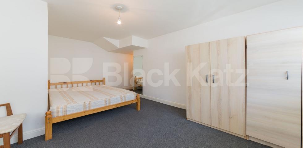 			Great 1 bedroom, 1 Bedroom, 1 bath, 1 reception Flat			 Fairfax Mews, Turnpike Lane / Harringey